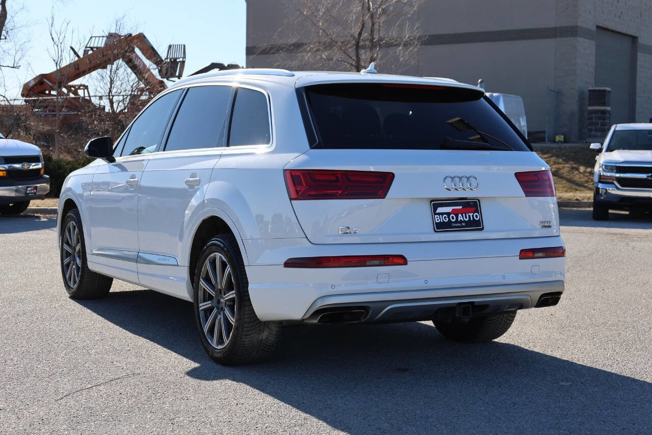 Used 2018 Audi Q7 3.0T Premium Plus w/ Premium Plus Package image 11