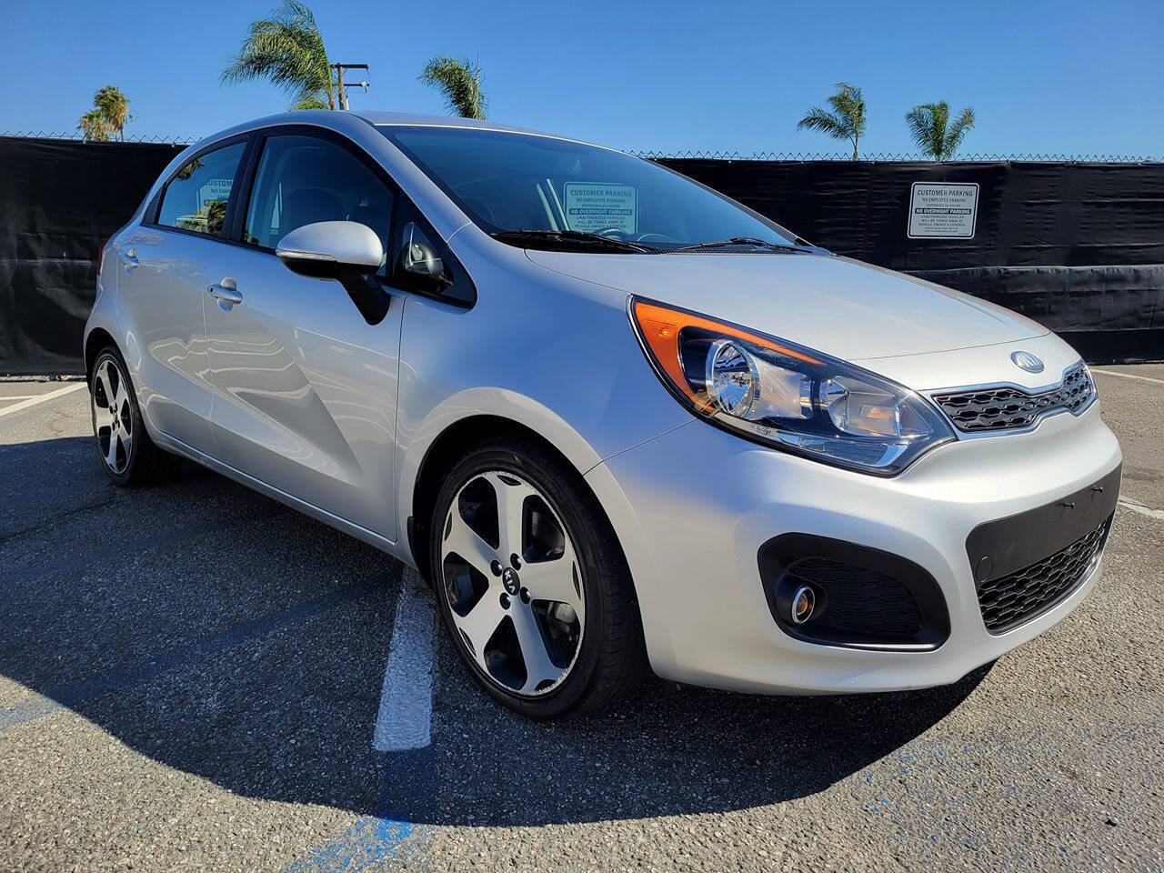 Used 2013 Kia Rio SX w/ Premium Pkg FWD image 8