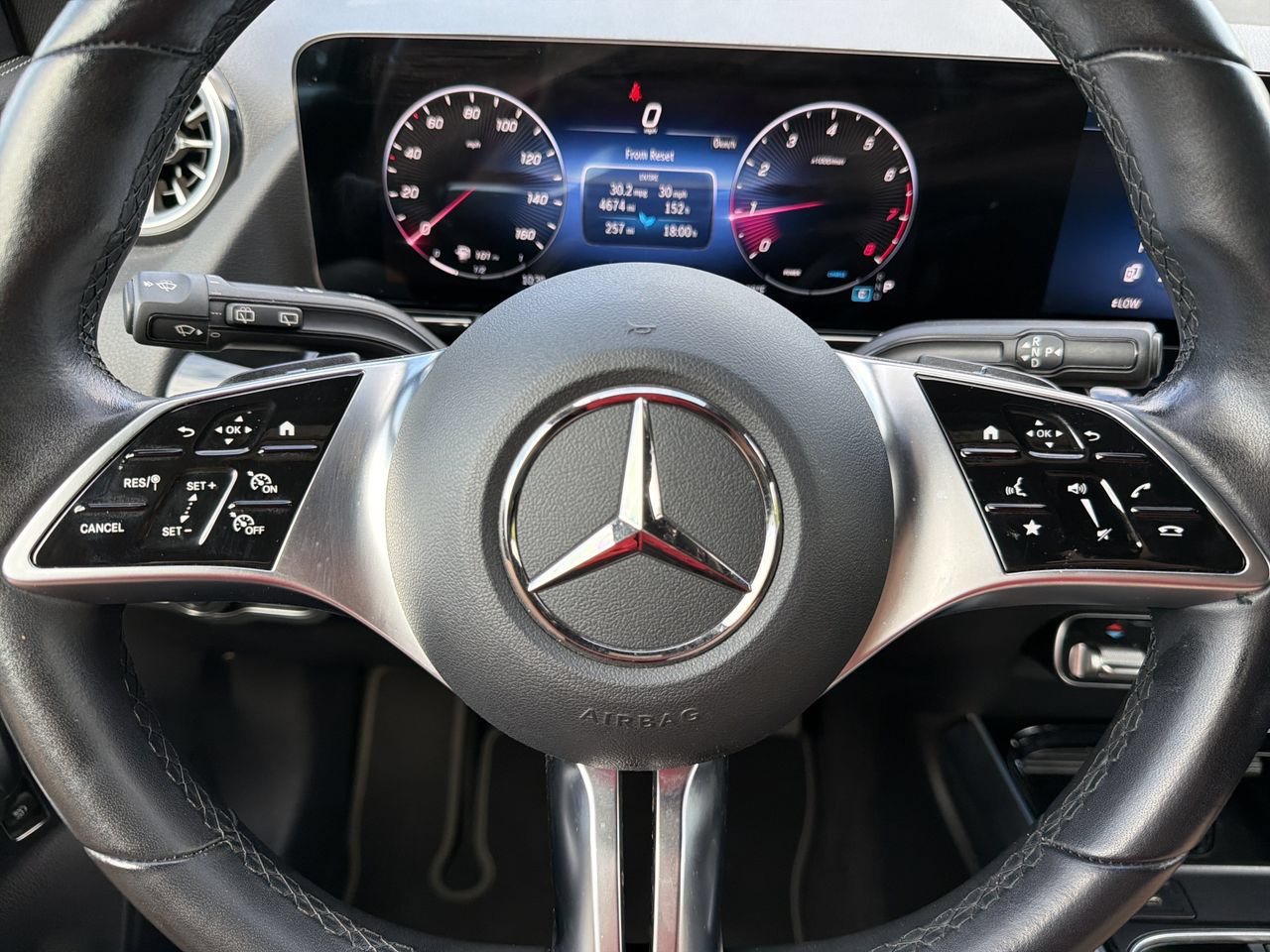 Used 2025 Mercedes-Benz GLA 250 image 10