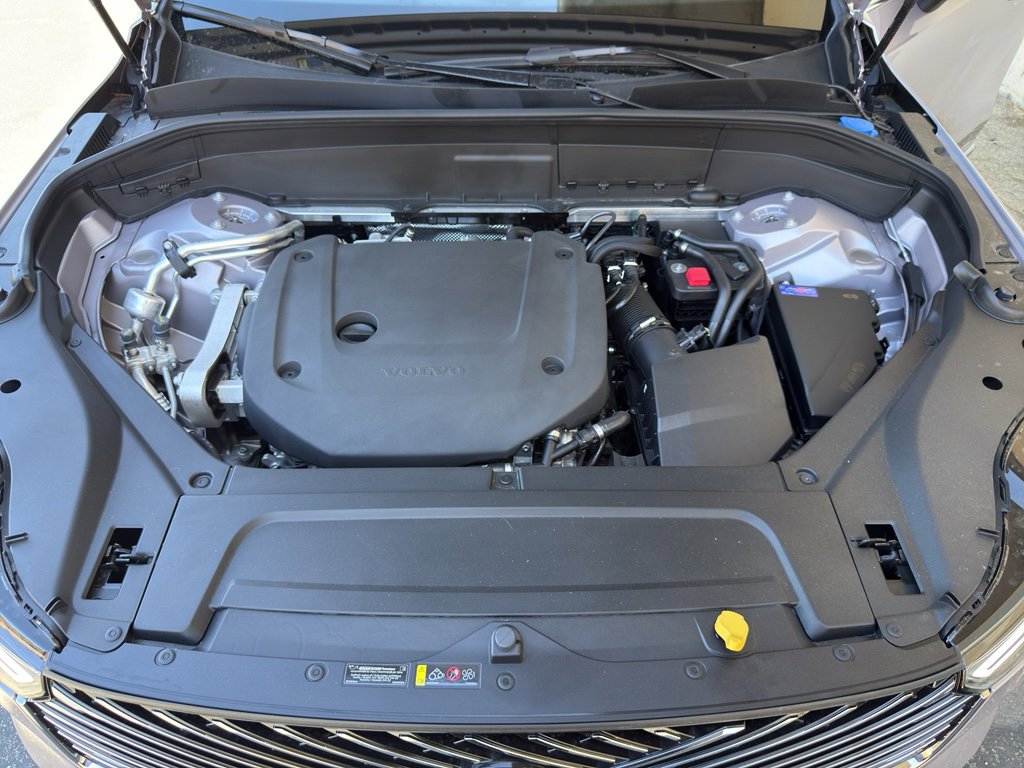 New 2026 Volvo XC90 B6 Plus w/ Protection Package Premier image 34
