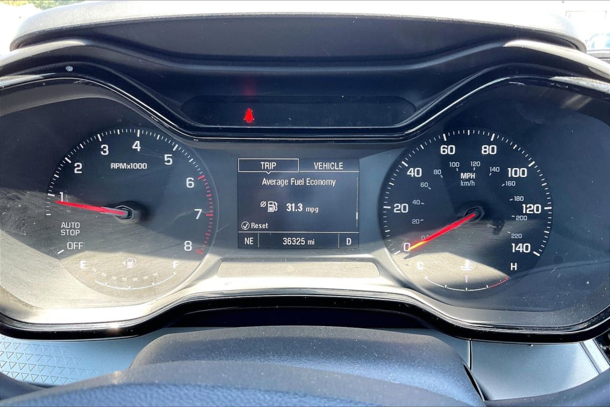 Used 2025 Chevrolet Trax LS FWD image 20