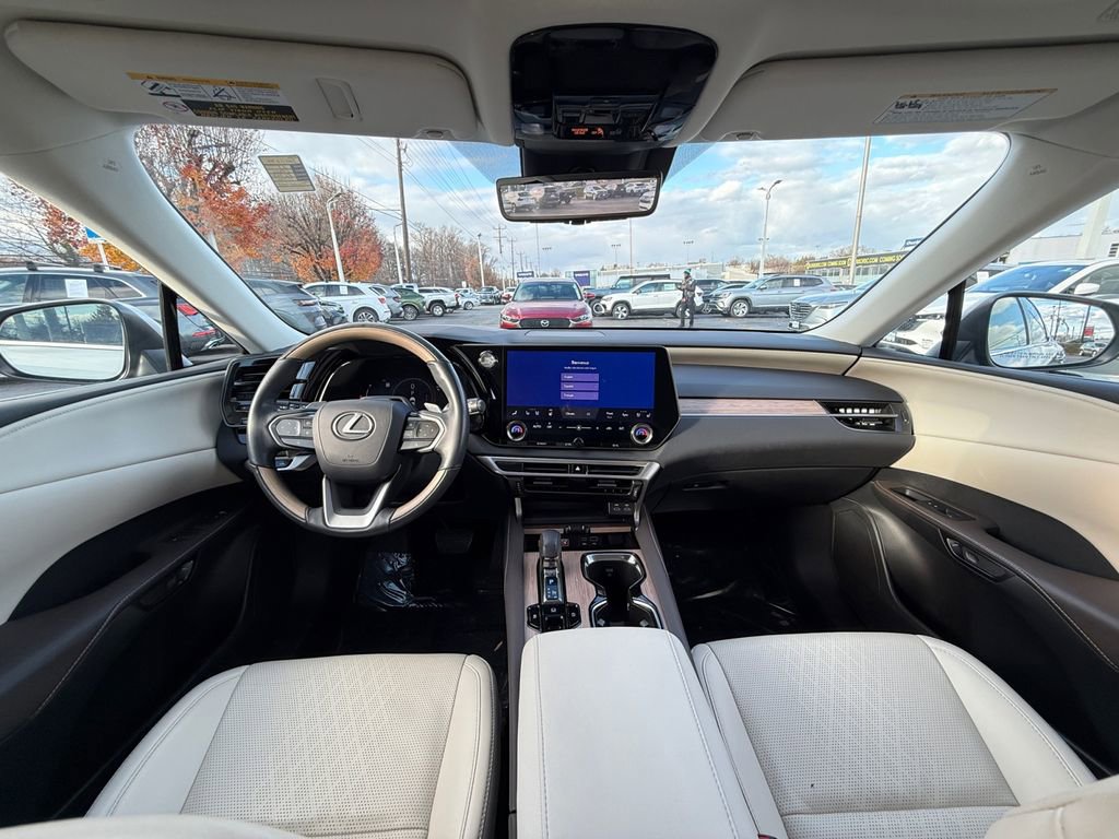 Used 2023 Lexus RX 350 Premium Plus image 22