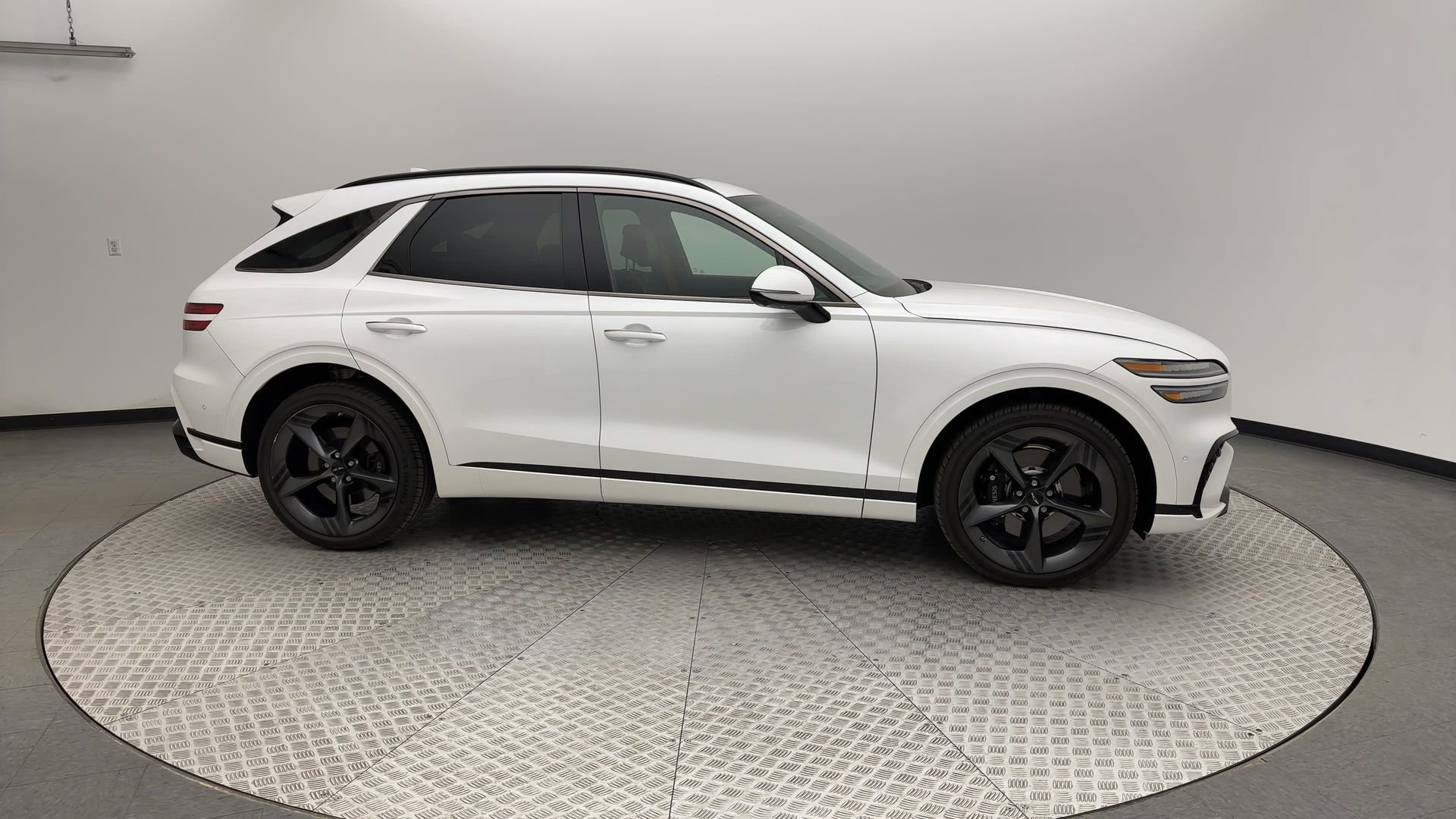 Certified 2026 Genesis GV70 3.5T Sport Prestige image 9