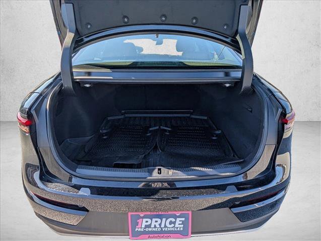 Used 2023 Toyota Crown XLE image 6