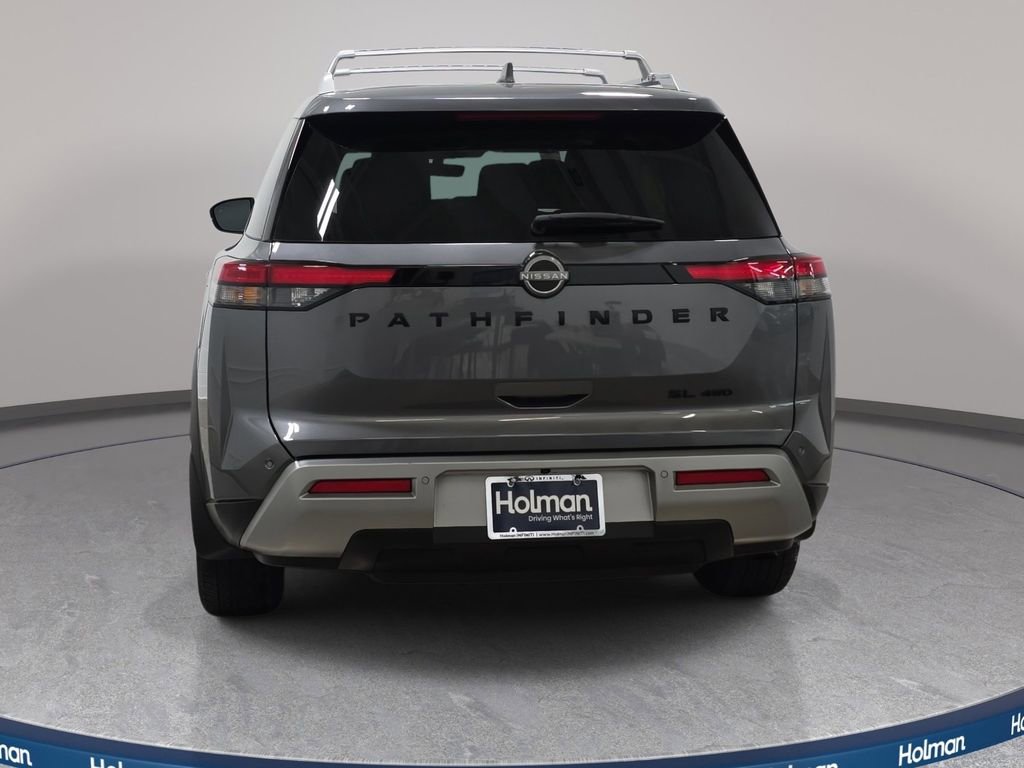 Used 2023 Nissan Pathfinder SL w/ Black Appearance Package AWD/4WD image 7