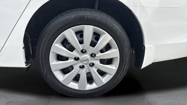 Used 2019 Nissan Sentra S FWD image 29