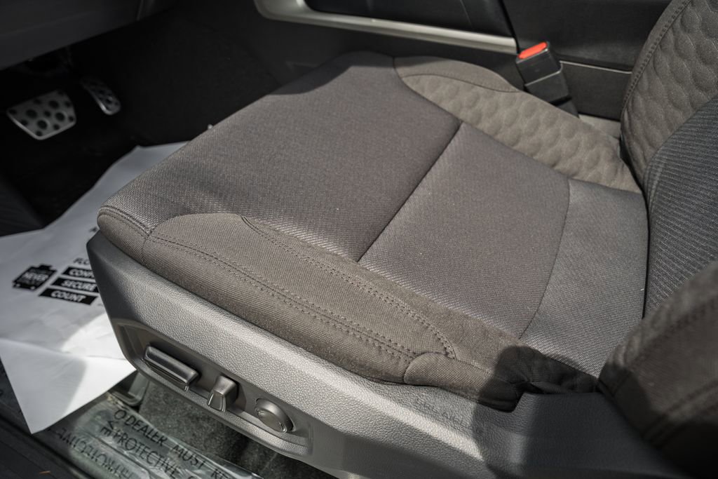 New 2026 Toyota Tundra SR5 image 38