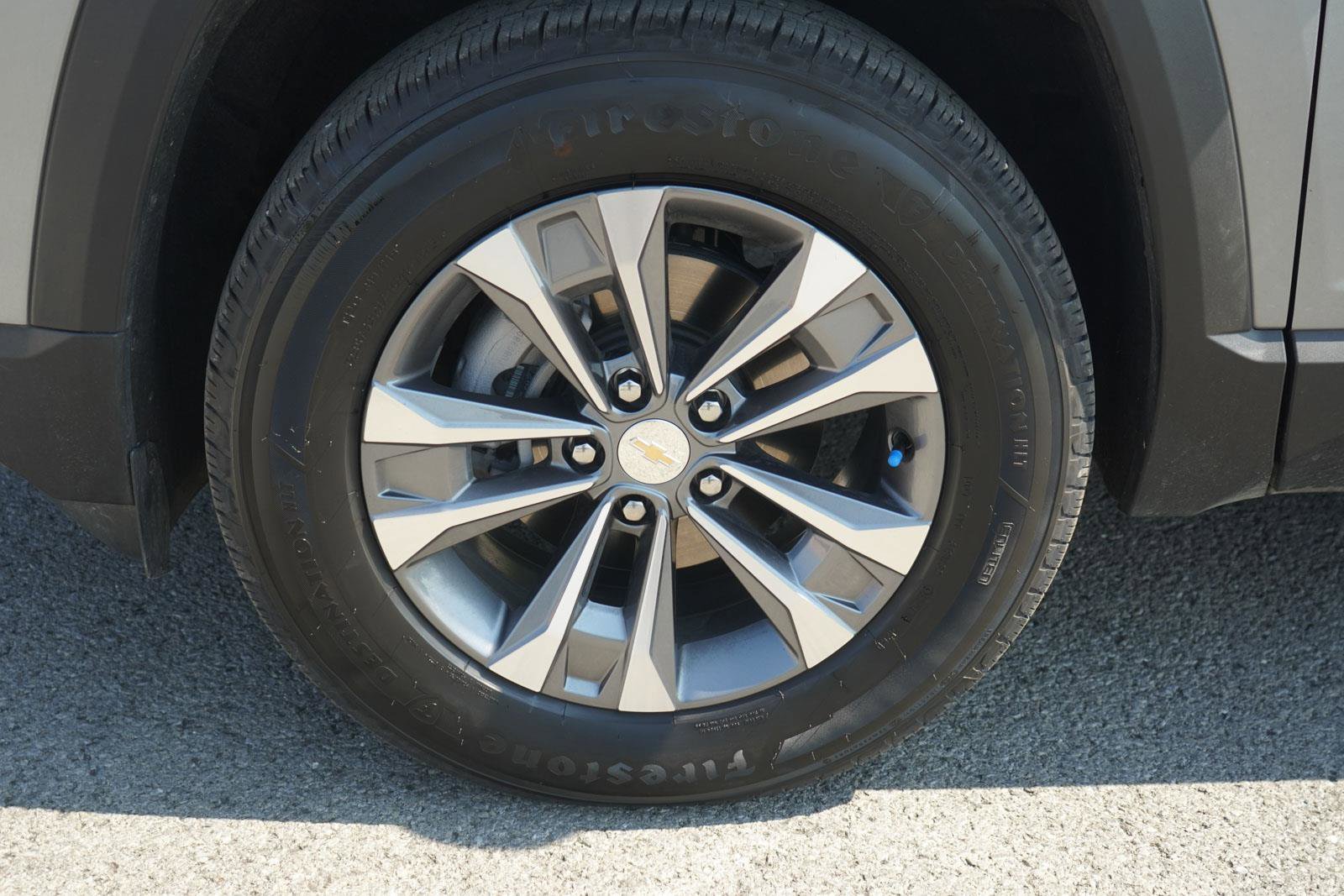 New 2025 Chevrolet Equinox LT w/ Convenience Package II image 10