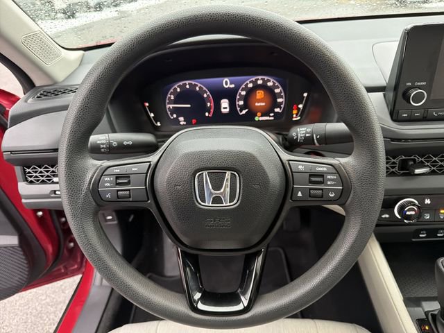 Used 2025 Honda Accord SE image 25