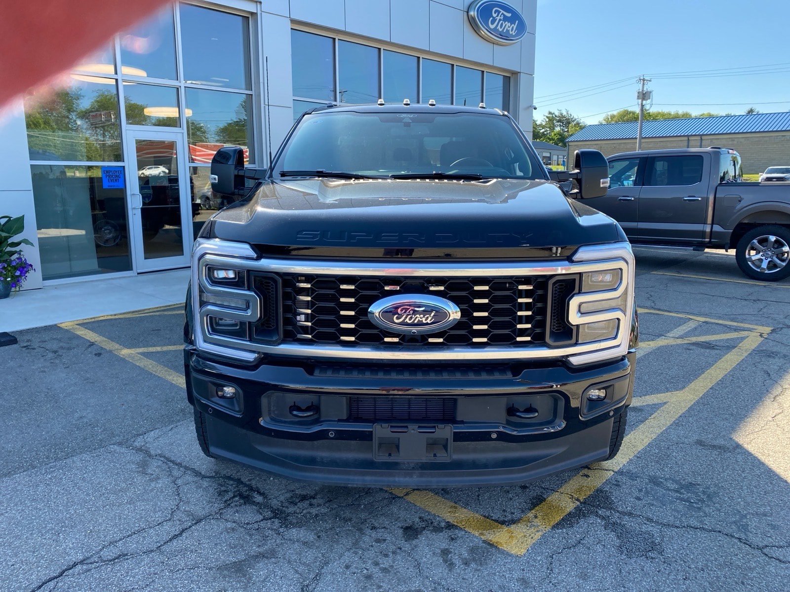 Used 2026 Ford F450 Platinum w/ Camper Package AWD/4WD image 9