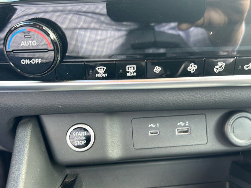 Used 2023 Nissan Rogue SV image 19