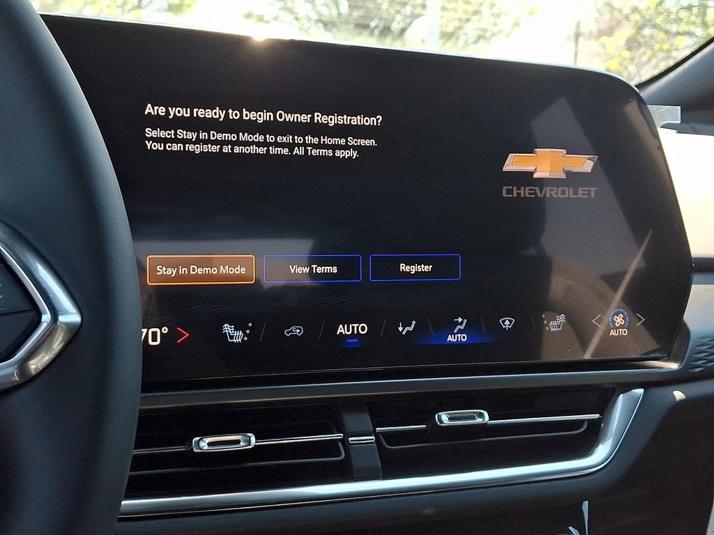 New 2026 Chevrolet Equinox EV LT w/ Comfort Package FWD image 12