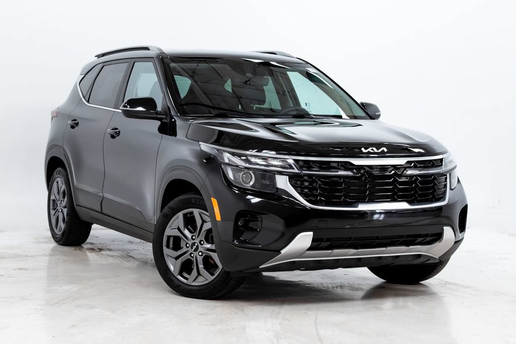 Used 2024 Kia Seltos S AWD/4WD image 6