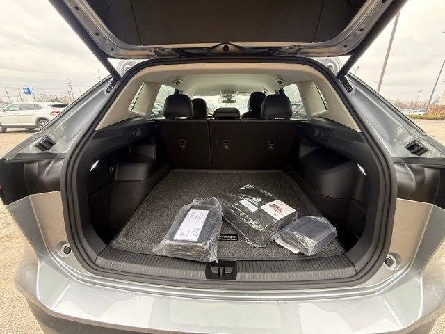 New 2026 Volkswagen Tiguan SE AWD/4WD image 23