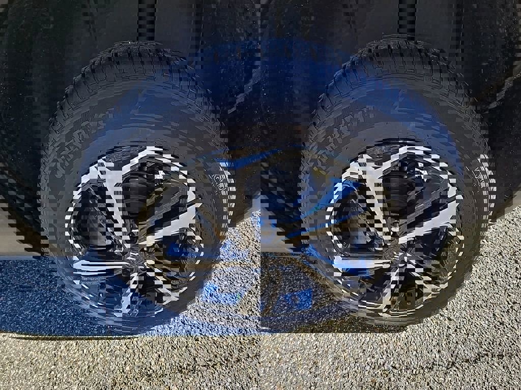 Used 2023 Chevrolet TrailBlazer RS w/ Convenience Package image 29