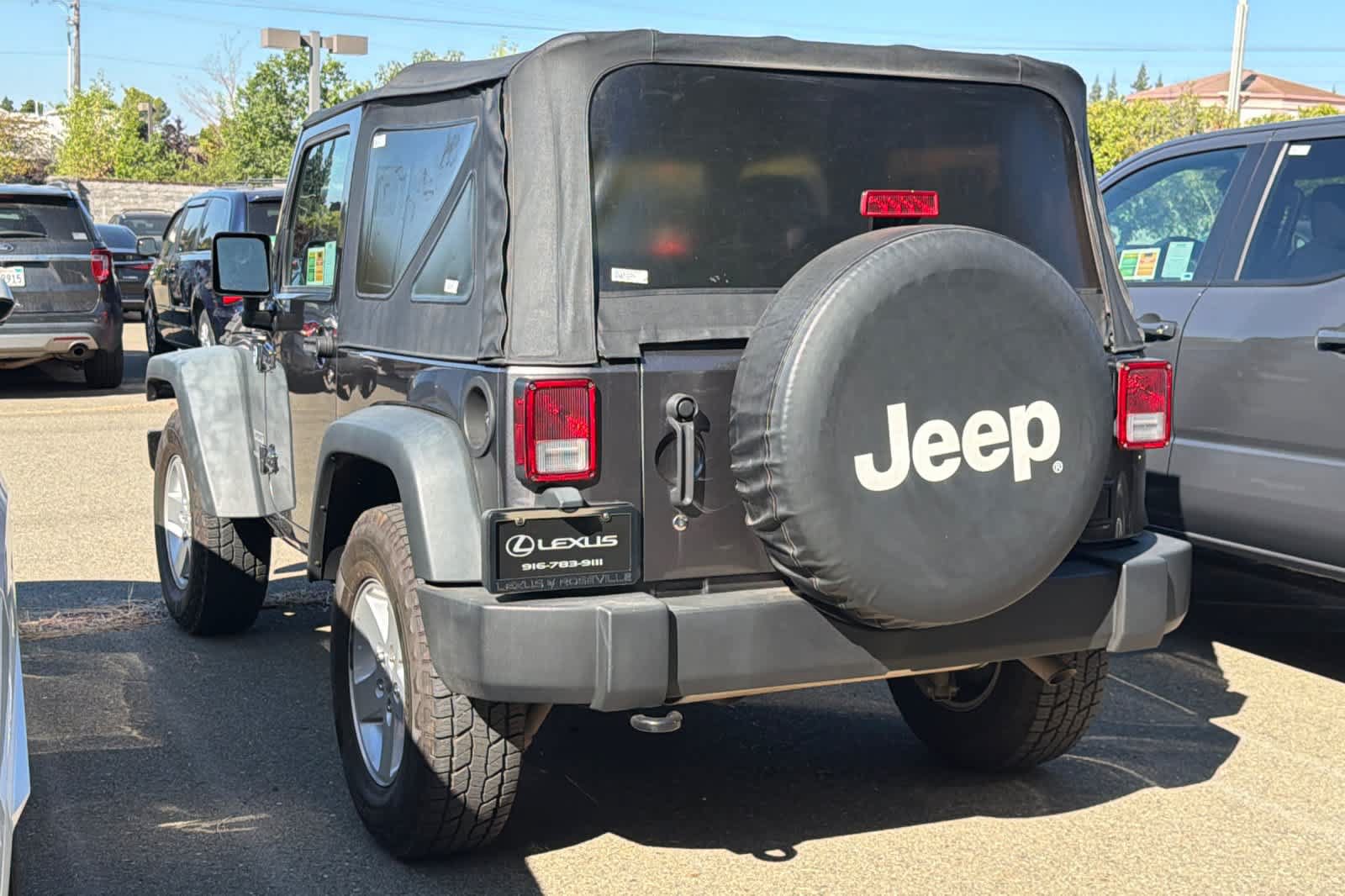 Used 2018 Jeep Wrangler Sport AWD/4WD image 4