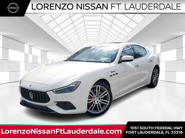 Used 2022 Maserati Ghibli Modena image 1