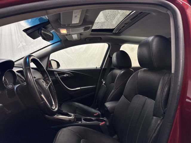Used 2012 Buick Verano Leather FWD image 11