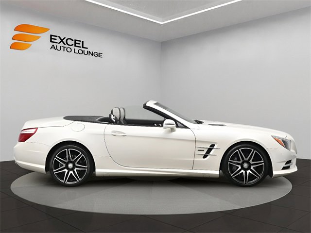 Used 2015 Mercedes-Benz SL 550 w/ White Arrow Edition image 6