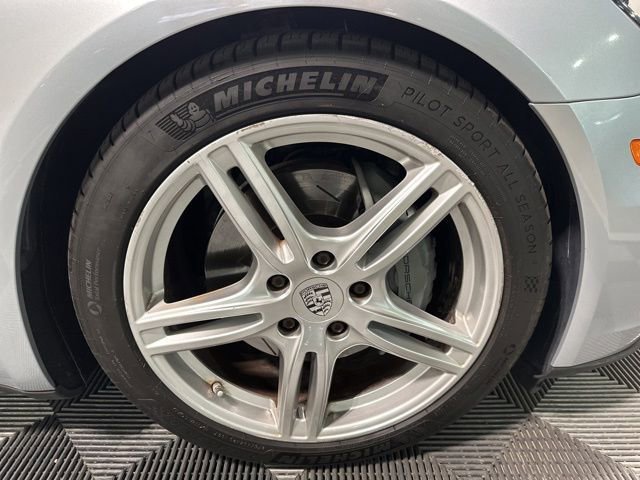 Used 2017 Porsche Panamera 4S AWD/4WD image 33