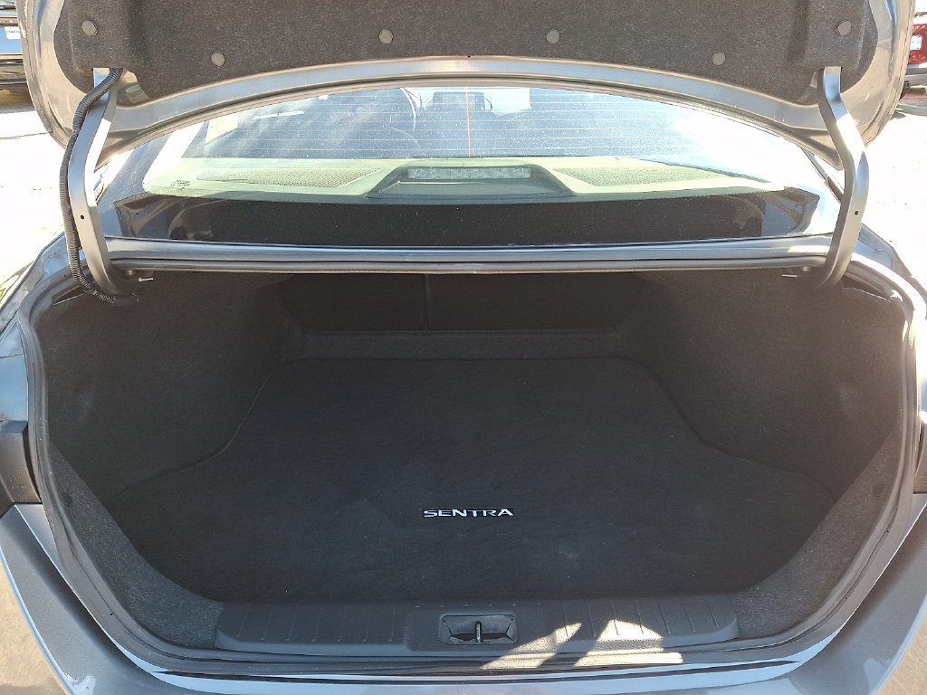 Certified 2024 Nissan Sentra S FWD image 29