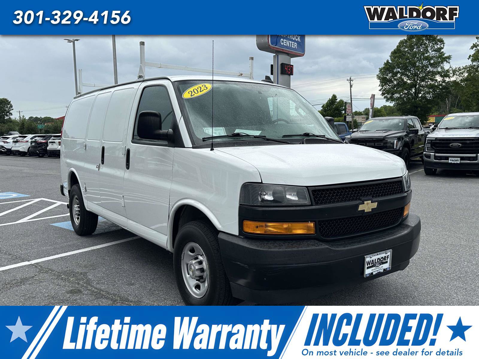 Used 2023 Chevrolet Express 2500 w/ Driver Convenience Package RWD image 1