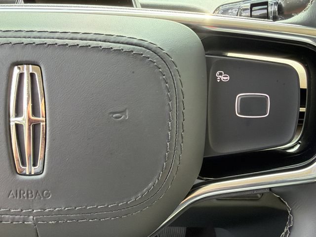 New 2027 Lincoln Navigator Premiere AWD/4WD image 35