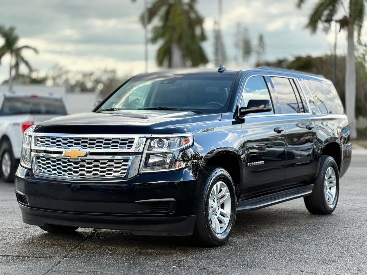 Used 2017 Chevrolet Suburban LT