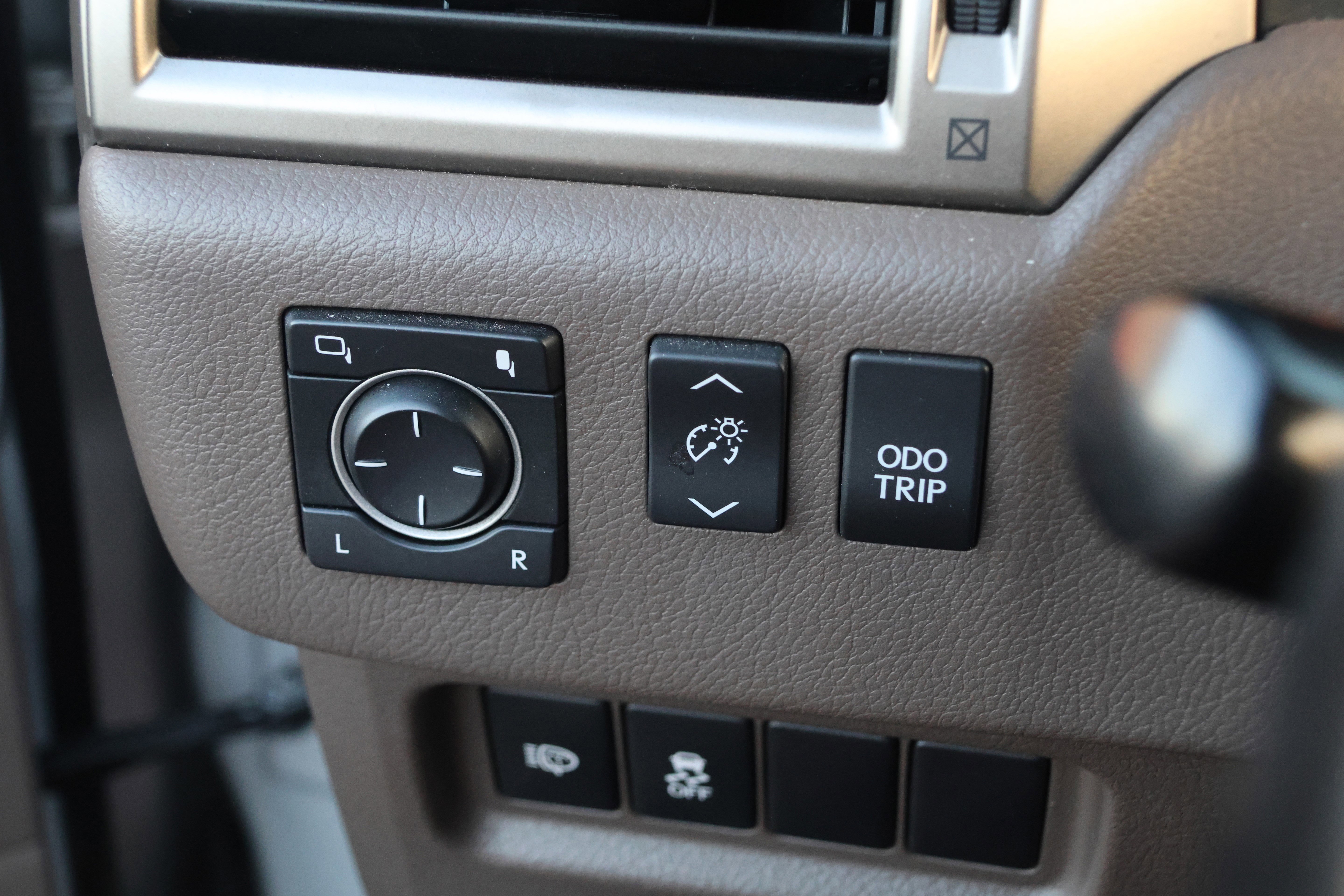 Used 2015 Lexus GX 460 w/ Premium Package image 15