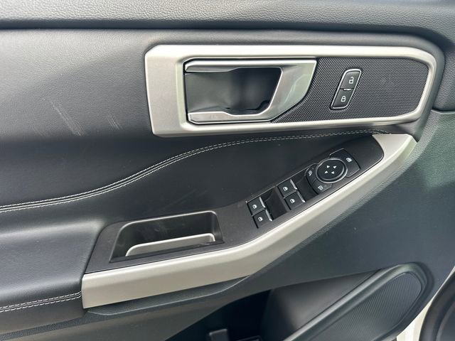 New 2024 Ford Explorer XLT w/ Equipment Group 202A image 21