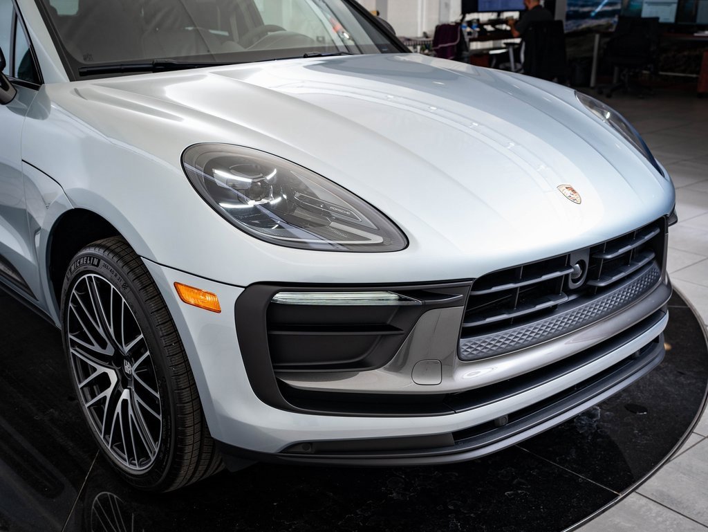 New 2026 Porsche Macan Turbo image 22