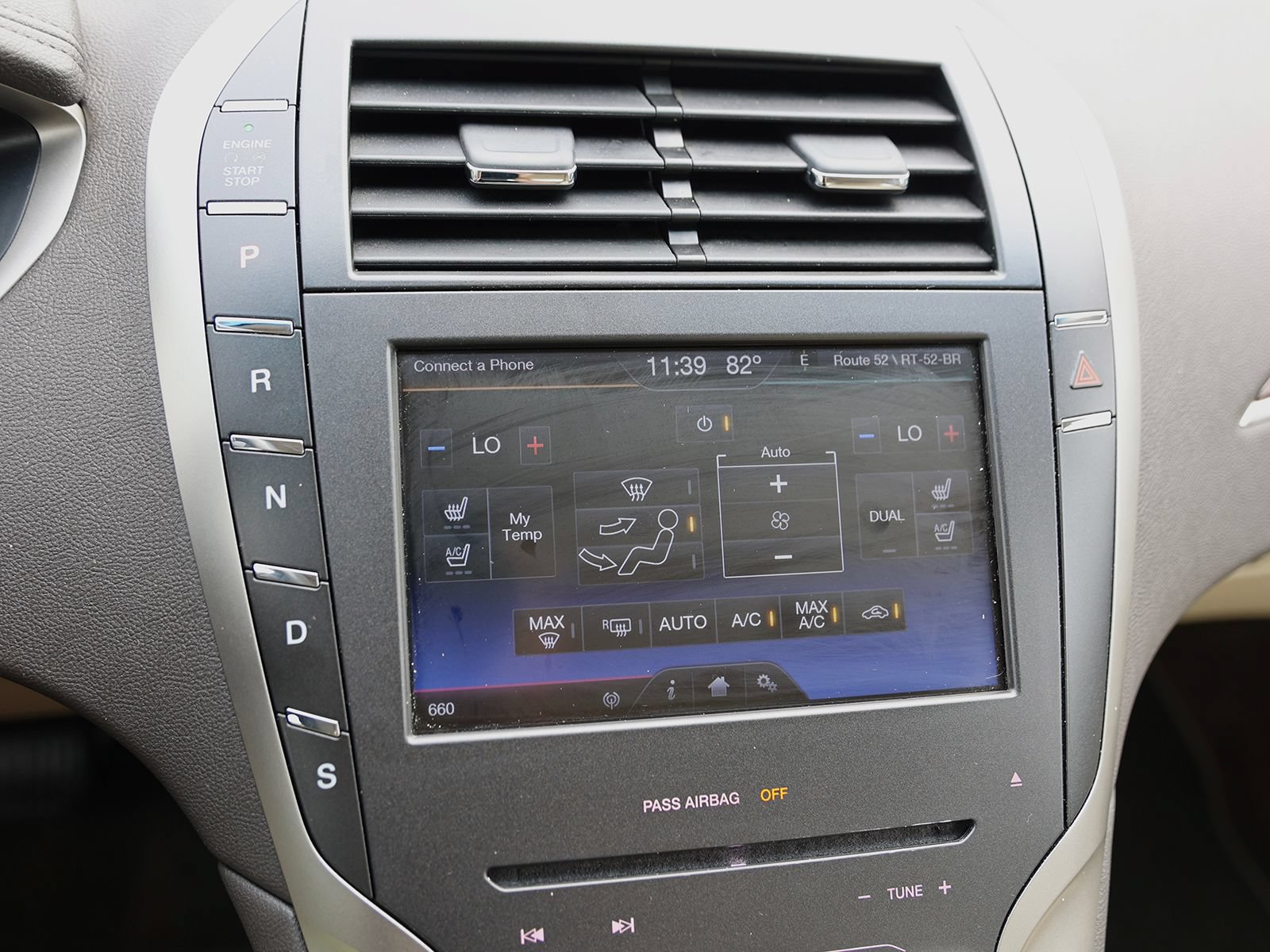 Used 2014 Lincoln MKZ AWD w/ Equipment Group 102A Reserve image 22