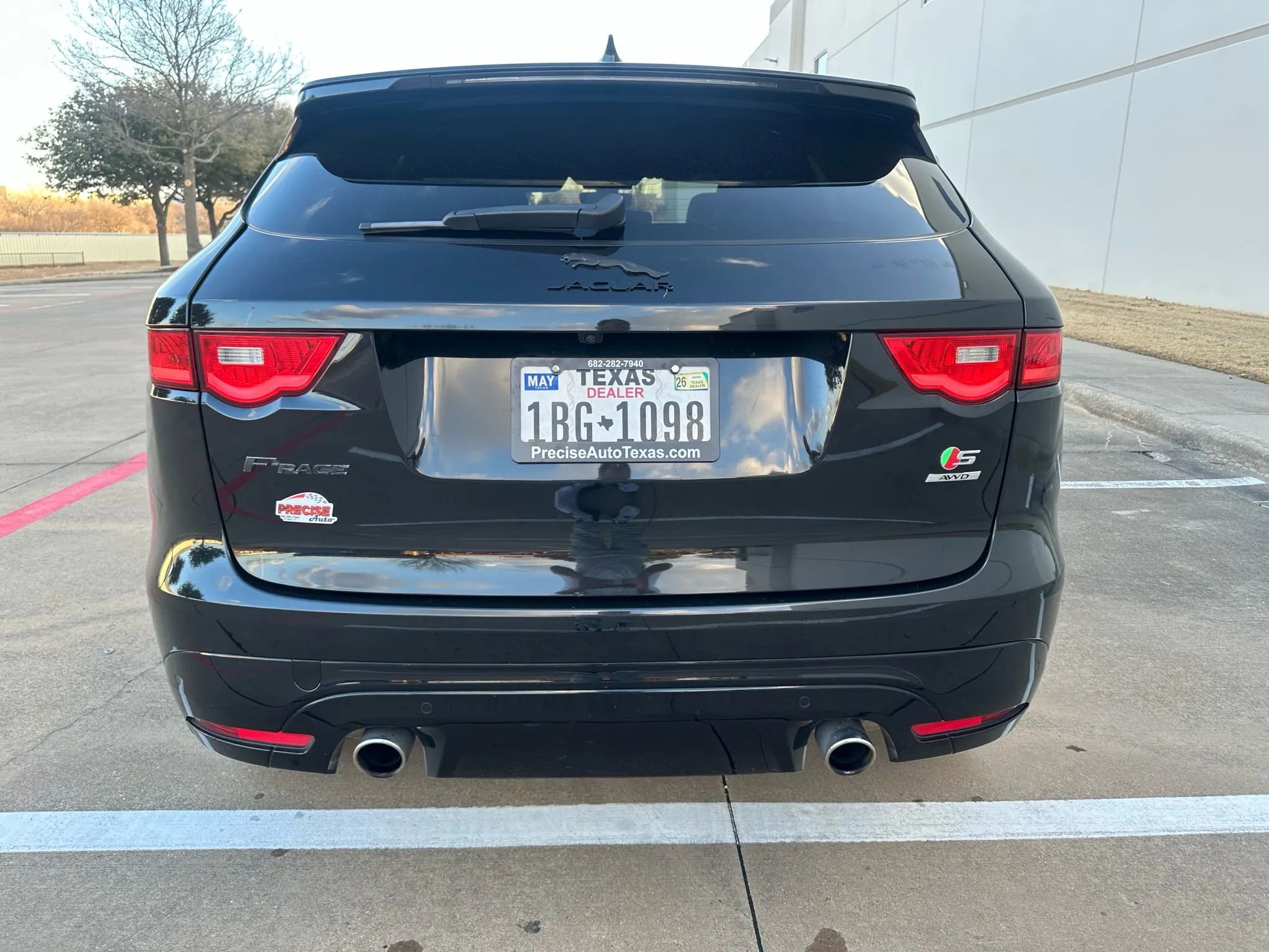 Used 2019 Jaguar F-PACE S AWD/4WD image 10