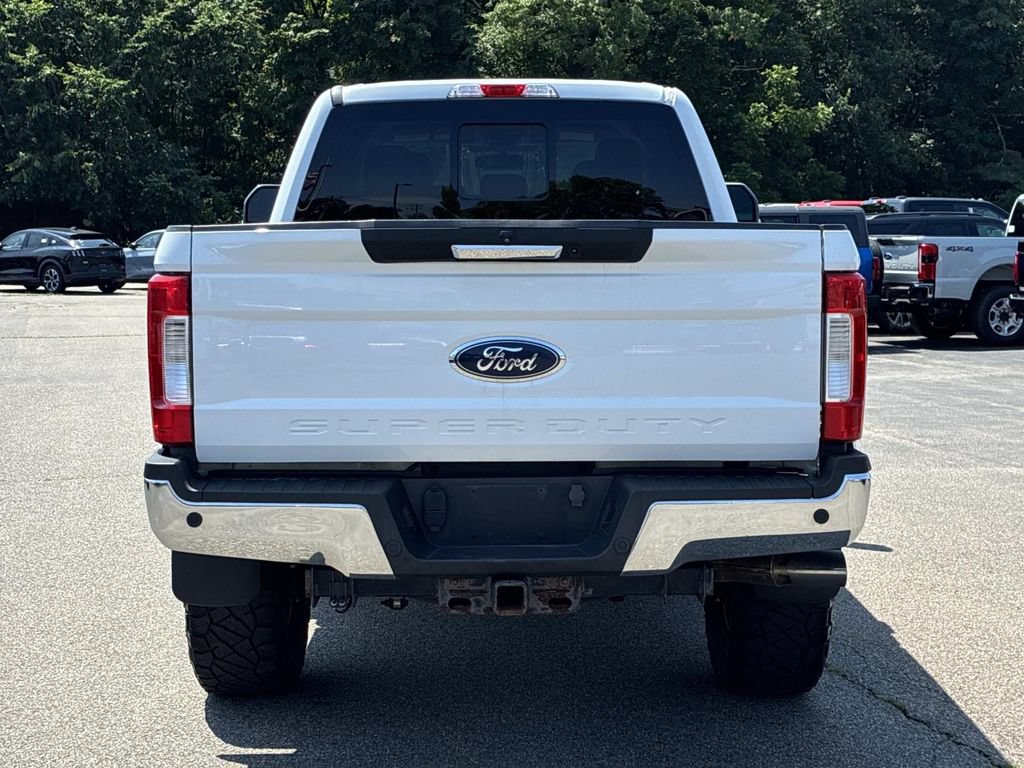 Used 2017 Ford F250 Lariat w/ Chrome Package AWD/4WD image 6