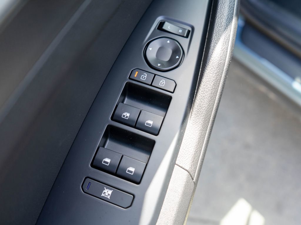 New 2026 Kia Sportage S AWD/4WD image 16