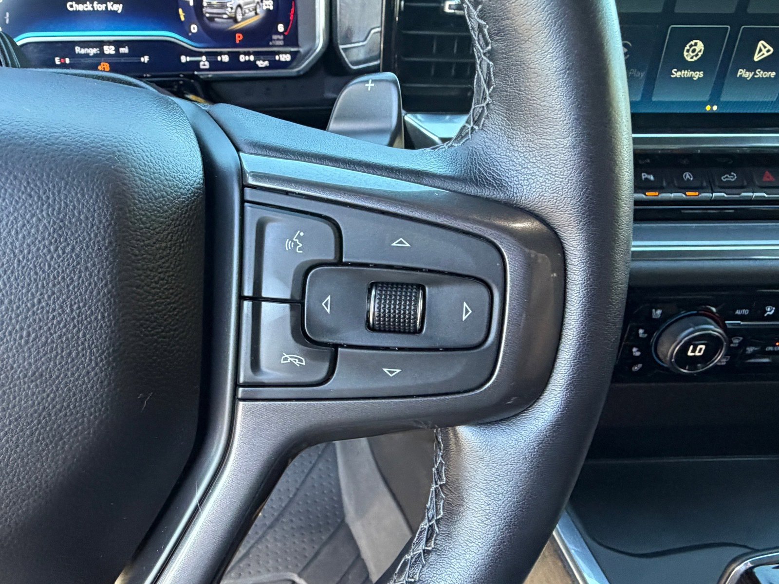 Used 2025 Chevrolet Silverado 1500 High Country image 22