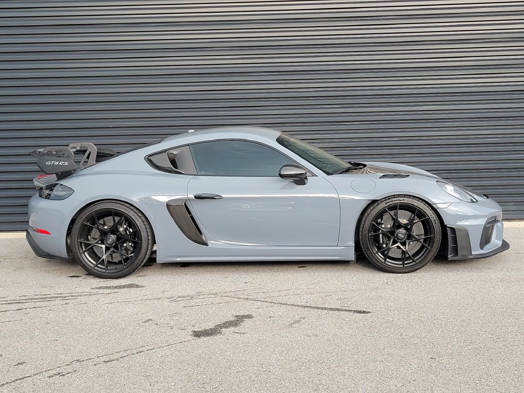 Certified 2024 Porsche 718 Cayman GT4 RS RWD image 8