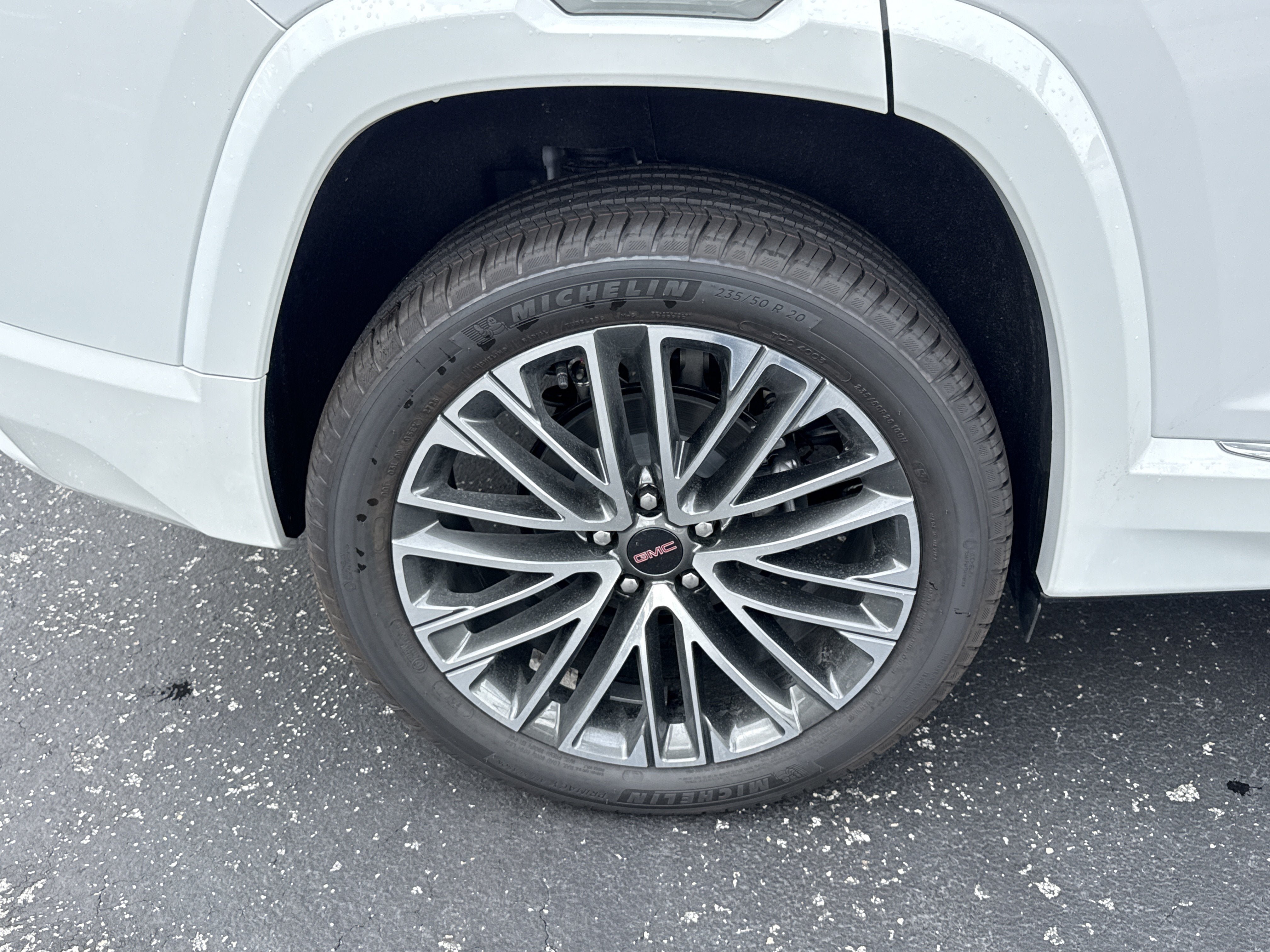 New 2027 GMC Terrain Denali AWD/4WD image 4
