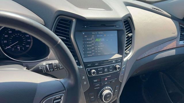 Used 2018 Hyundai Santa Fe Sport w/ 2.0T Ultimate Tech Package 05 AWD/4WD image 22