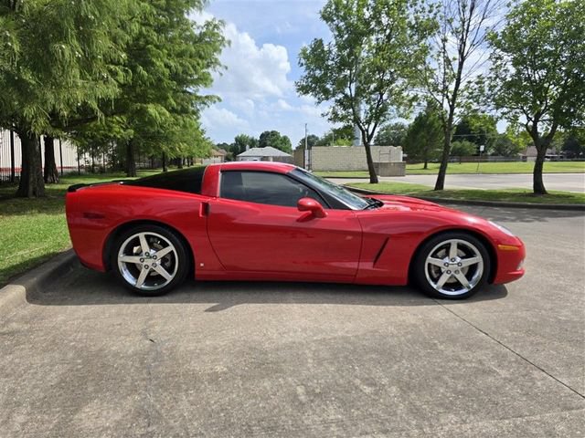 Used 2006 Chevrolet Corvette Coupe w/ Preferred Equipment Group RWD image 13
