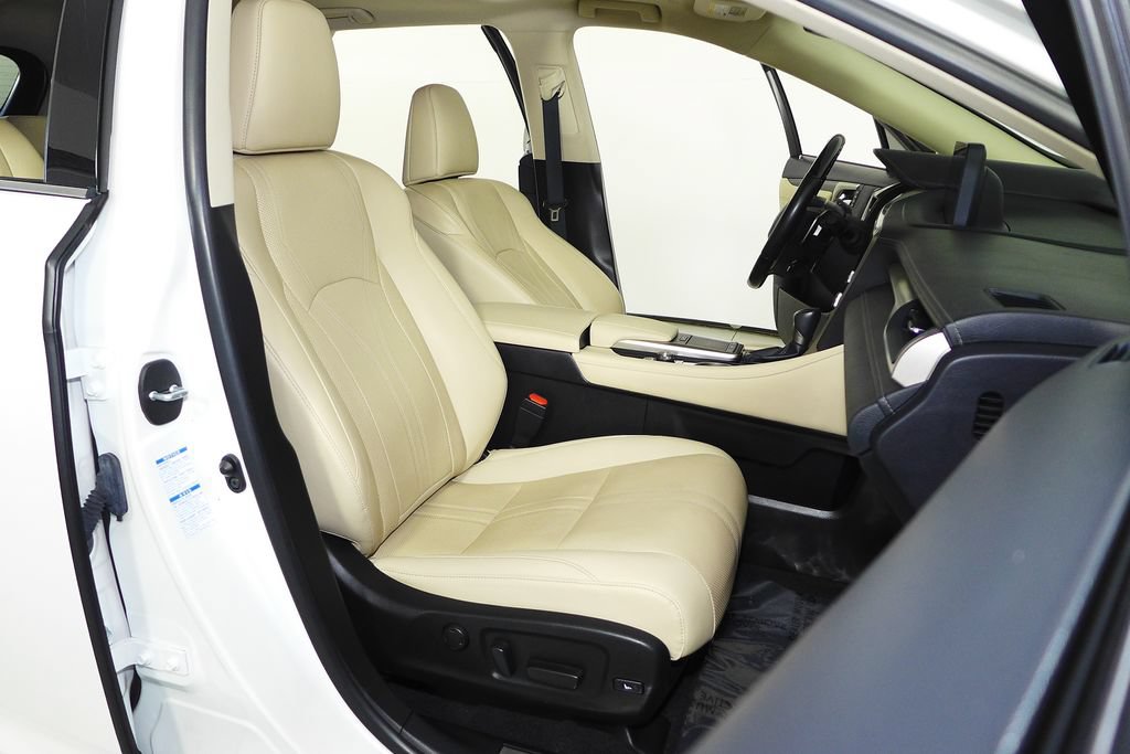 Used 2021 Lexus RX 450hL Luxury w/ Cold Area Package (CT) AWD/4WD image 19