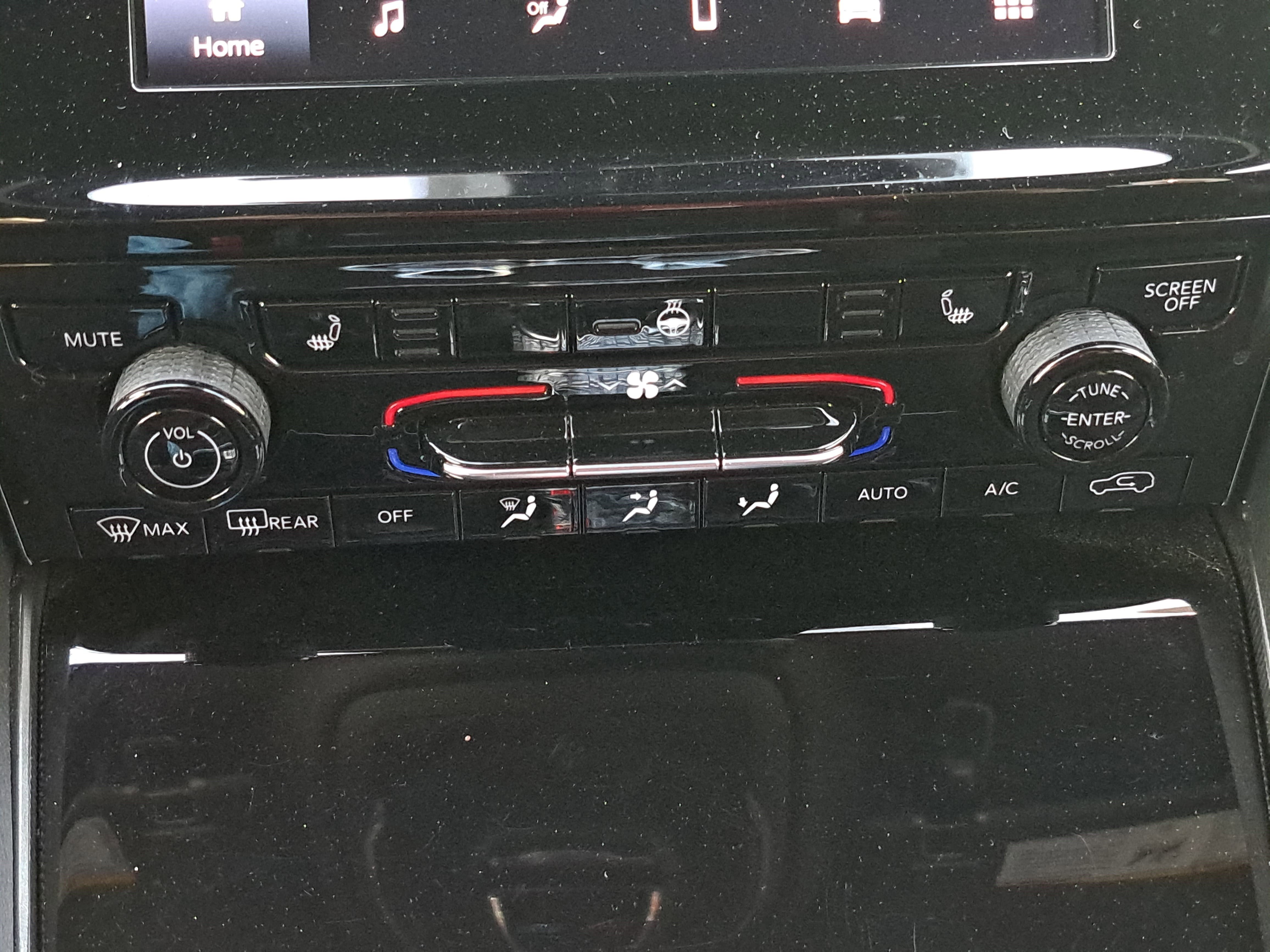 Used 2024 Jeep Grand Cherokee Altitude image 22