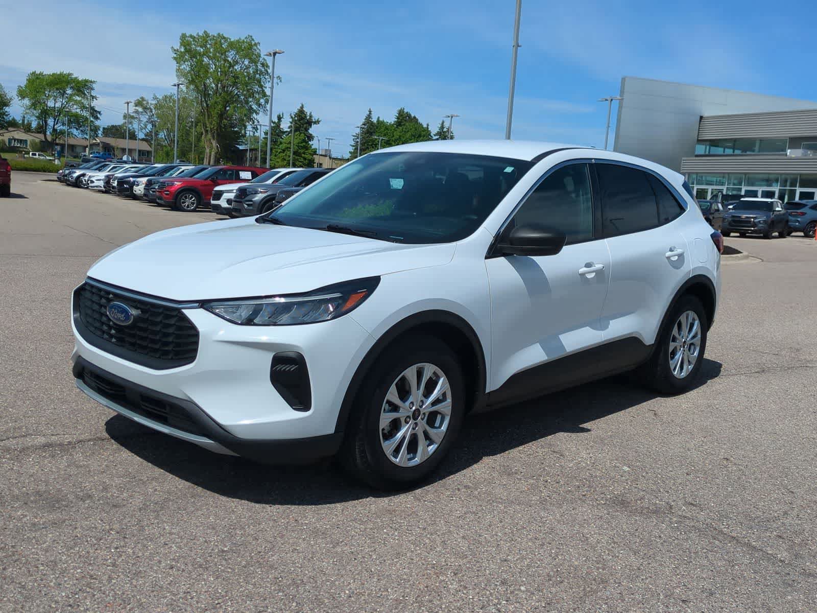 Used 2023 Ford Escape Active FWD image 4