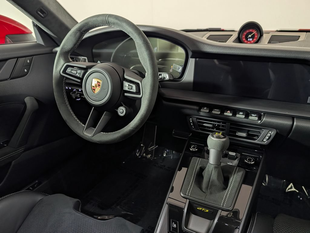 Certified 2026 Porsche 911 GT3 w/ Chrono Package RWD image 21