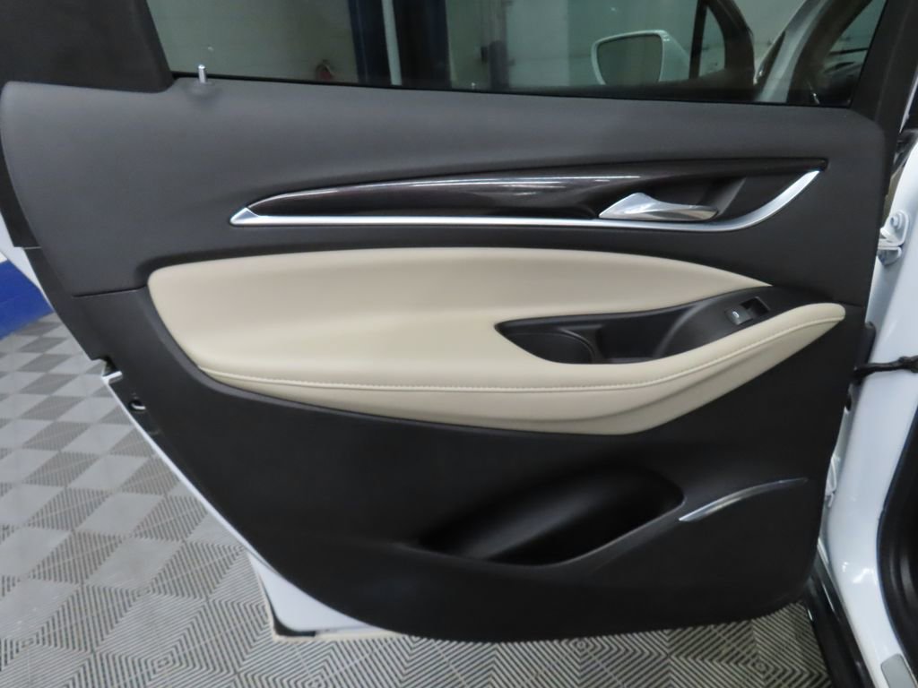 Used 2019 Buick Enclave Essence image 54