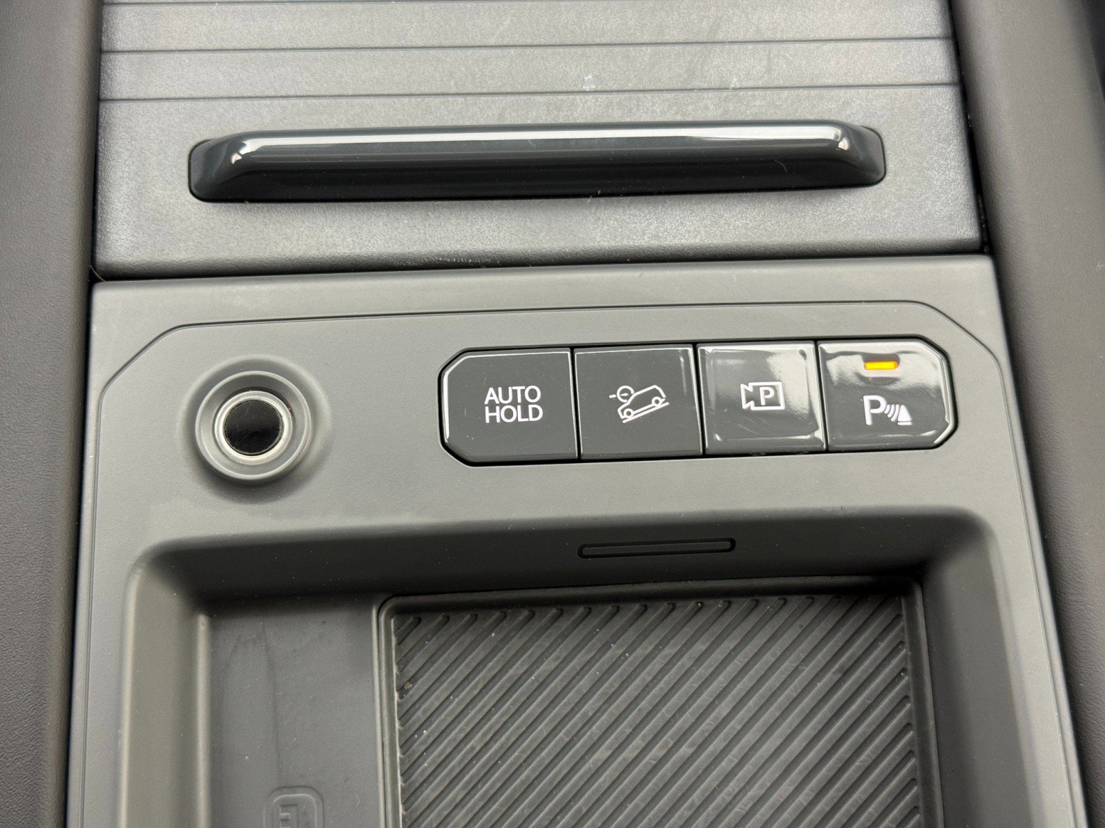 Used 2024 Kia EV9 Land image 32