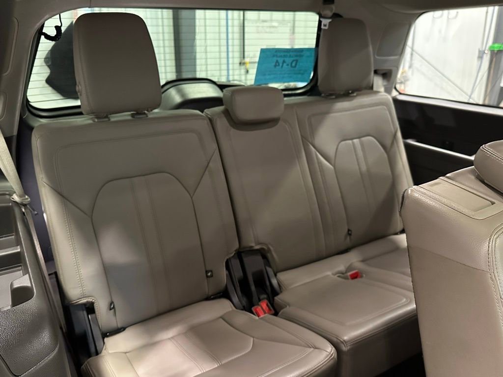 Used 2019 Ford Expedition Limited w/ Equipment Group 302A image 31