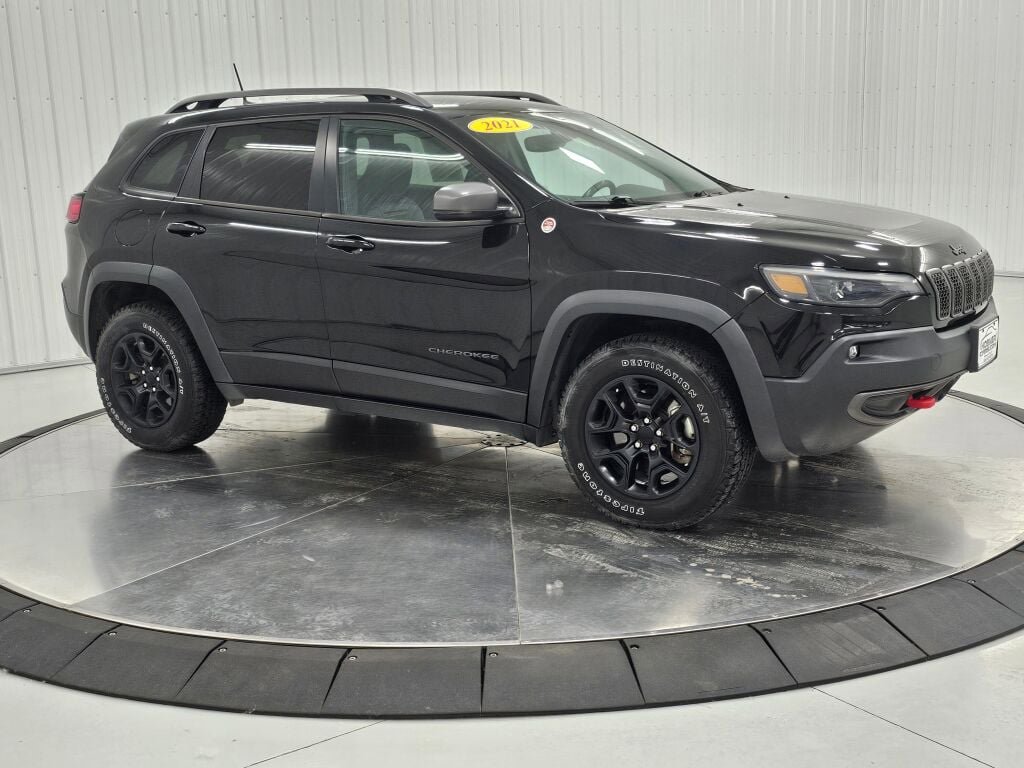 Used 2021 Jeep Cherokee Trailhawk w/ Sun, Sound & Nav Group AWD/4WD image 7