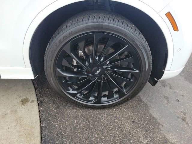 Certified 2024 Lincoln Aviator Black Label w/ Jet Package image 20