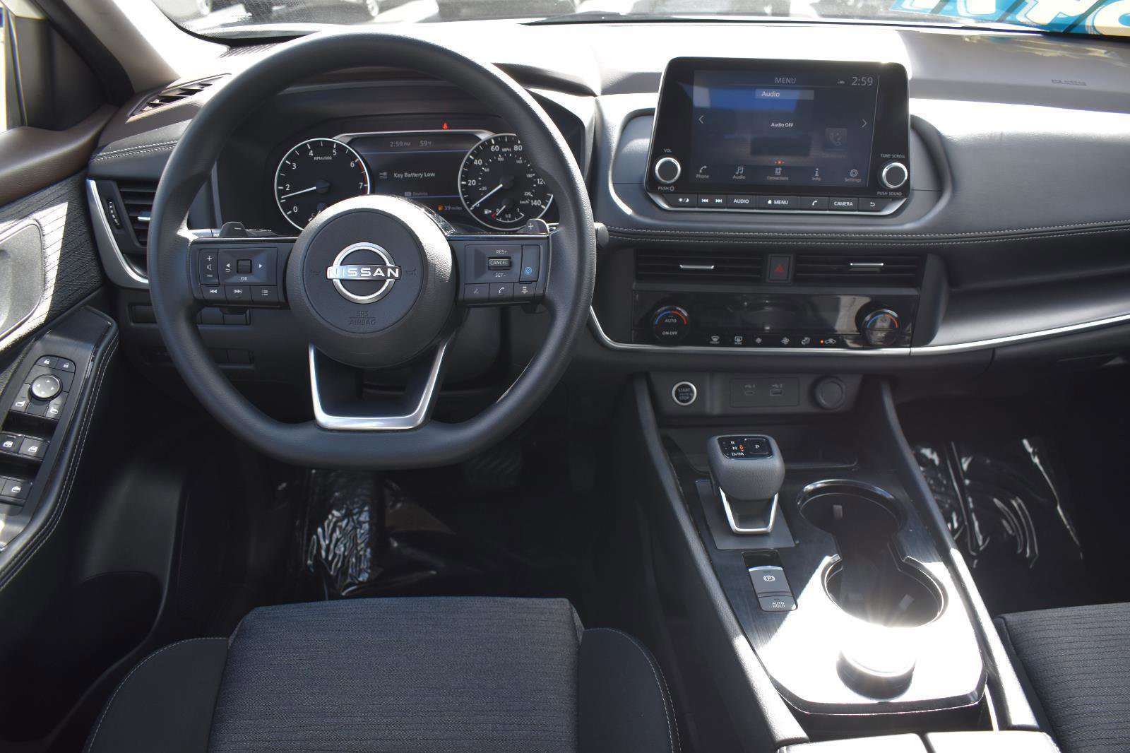 Used 2023 Nissan Rogue SV image 20